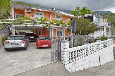 Ferienwohnung für 6 Personen in Petrovac