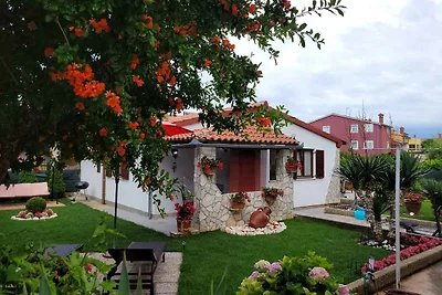 Ferienhaus mit Mikrowelle und SAT-TV