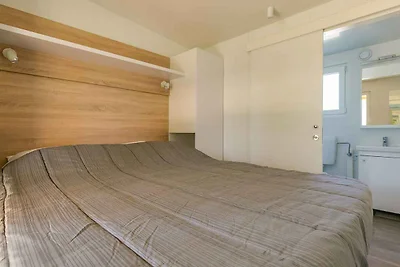 Mobilehome mit Terrasse am Pool