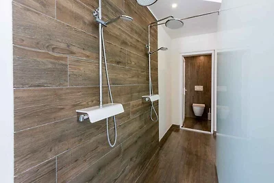 Ferienwohnung mit Wellness und Swimmingpool z