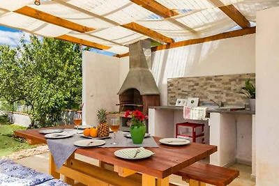 Villa mit Klimaanlage und Pool