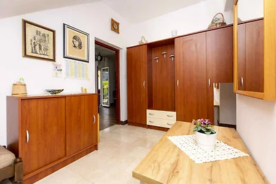 Ferienwohnung mit Terrasse und Grill