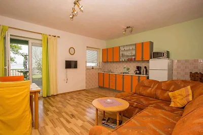 Apartment mit zwei Schlafzimmern und Gemeinsc