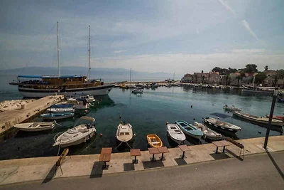 Gemütliche Unterkunft Ela in Sutivan auf Brač