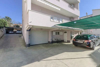 Ferienwohnung mit Terrasse und Klimaanlage