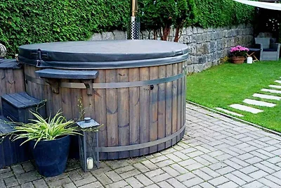 Ferienwohnung mit Whirlpool und WLAN