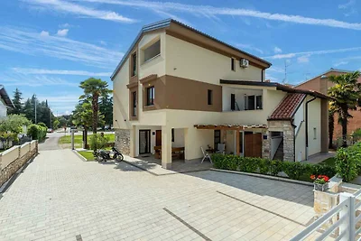 Studio mit Balkon und Pool