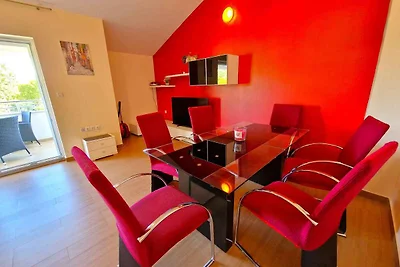 Ferienwohnung modern eingerichtet, mit Klimaa