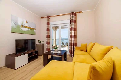 Ferienwohnung mit Pool und Meerblick