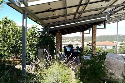 Gemütliche Ferienwohnung Nar mit Meerblick in