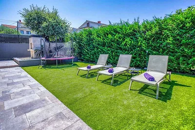 Ferienwohnung mit Pool und Klimaanlage