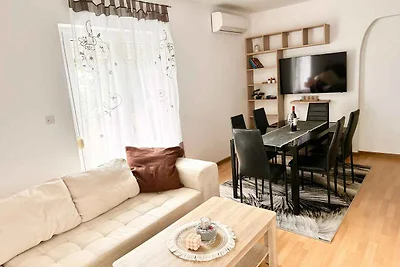 Ferienwohnung mit Terrasse und Klimaanlage