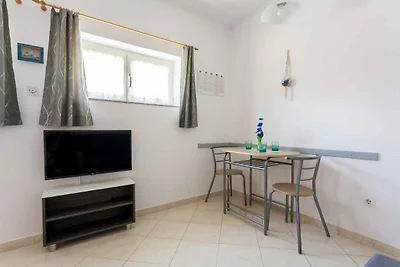 Studio mit Terrasse und Internet