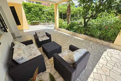Ferienwohnung mit Garten, Klima, Internet und