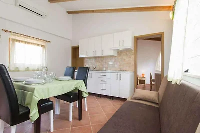 Ferienhaus mit Aussenpool