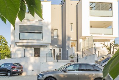 Ferienwohnung mit grosser Terrasse