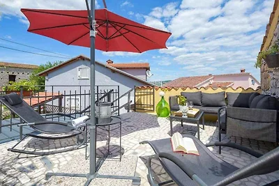 Villa mit Klimaanlage und Pool