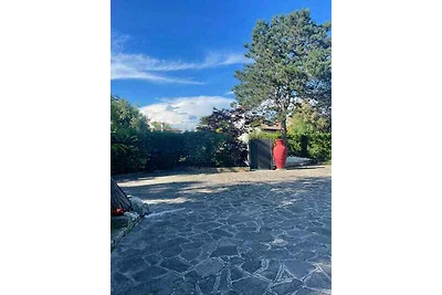 Ferienhaus mit Klimaanlage, Garten und Pool