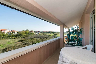 Ferienwohnung mit Balkon und Pool