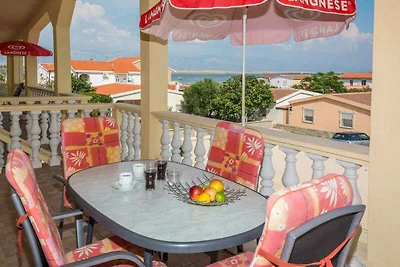 Appartamento Vacanza con famiglia Vir