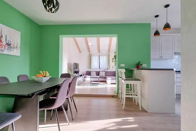 Ferienwohnung für 6 Personen mit Balkon