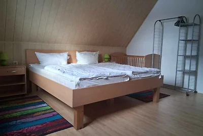 Ferienwohnung mit Terrasse und Grillmöglichke