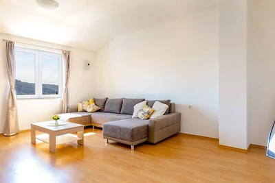 Ferienwohnung mit Meerblick 250 m vom Strand