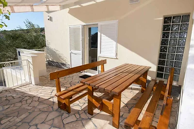 Komfortable Ferienwohnung Maja in Rogoznica m