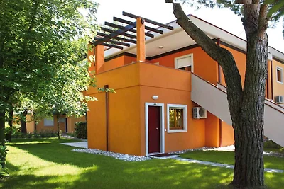 Ferienwohnung mit Klimaanlage, Balkon und