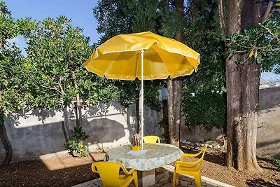 Gemütliches Ferienhaus Marko in Orebić mit Ga