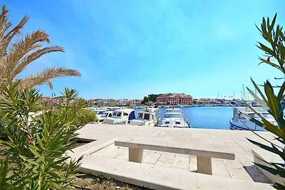Holiday flat family holiday Tribunj
