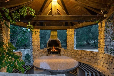 Ferienhaus mit Klimaanlage und Aussenpool