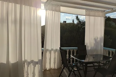 Ferienwohnung mit Terrasse und WLAN