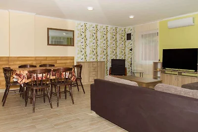 Ferienhaus in der Nähe einer Angelmöglichkeit