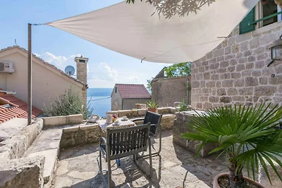 Ferienhaus mit Terrasse und Grill