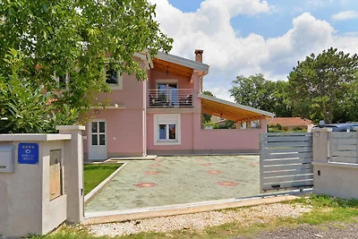 Ferienhaus mit Pool