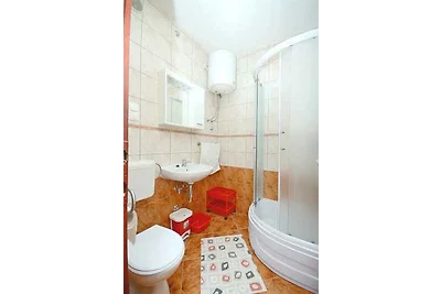 Ferienwohnung mit Klimaanlage und Balkon, dir