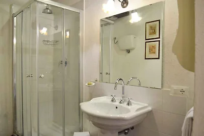 Ferienwohnung mit Aussenpool und WLAN