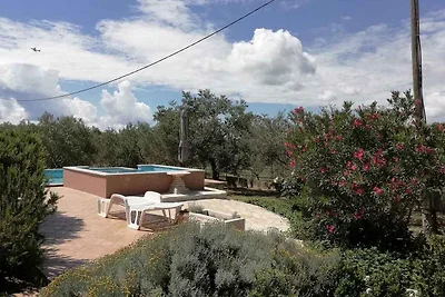 Villa mit Klimaanlage und Pool