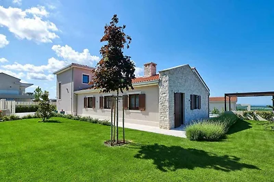 Villa mit Klimaanlage und Pool