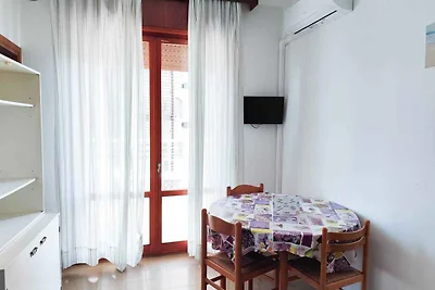 Ferienwohnung mit Balkon, nur 20m vom Meer