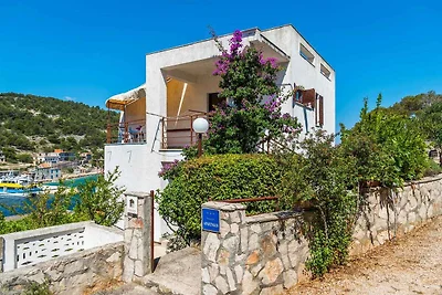 Appartamento Vacanza con famiglia Zirje