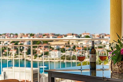Appartamento Vacanza con famiglia Okrug Gornji