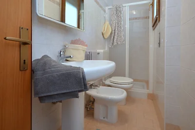 Ferienwohnung mit Balkon und Klimaanlage