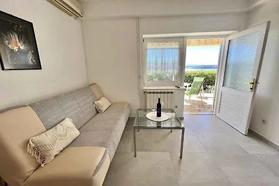 Studio mit Klimaanlage und Blick zum Meer