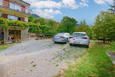 Ferienwohnung mit Balkon und Grill