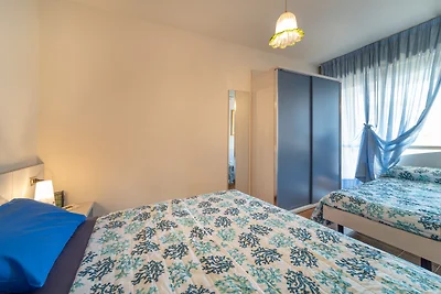 Ferienwohnung mit Balkon und Klimaanlage