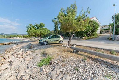 Ferienwohnung mit Terrasse und Grill, am Meer