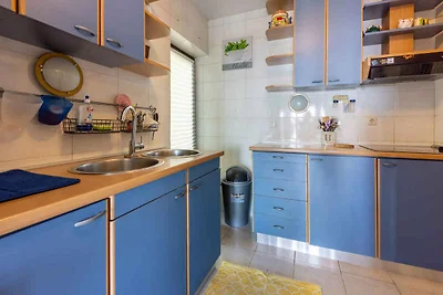 Ferienwohnung mit Balkon und Meerblick