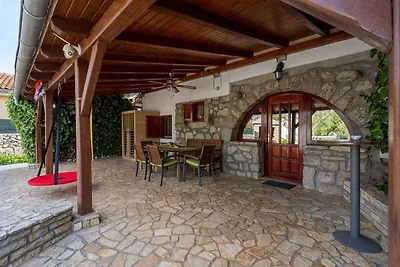 Ferienhaus mit Schwimmbad, Whirlpool und